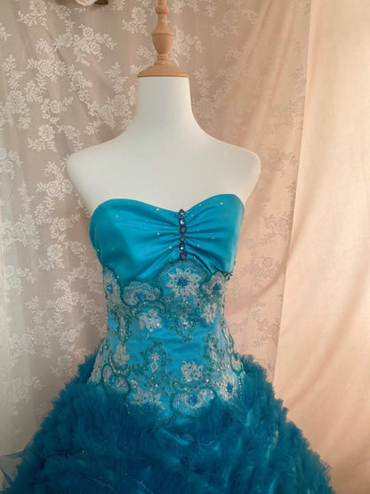 Sparkly Sweetheart Neck A-Line Sweet 16th Gowns Crystals Sequins Appliques Pleated Tulle Prom Dress AP3064