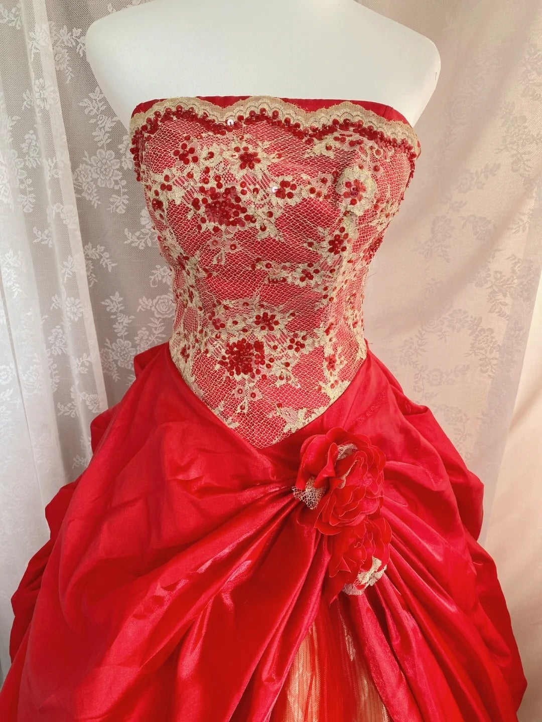 Playful Strapless A-Line Sweet 16th Dresses Lace Sequins Appliques Handmade Flowers Prom Dress AP3066