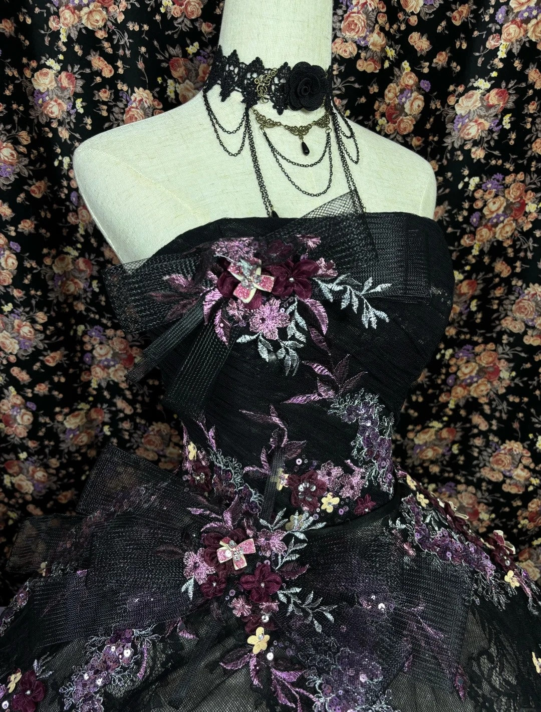 Stylish Strapless A-Line Sweet 16th Dresses Lace Sequins Appliques Embroidery Prom Dress AP3068