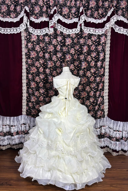 New Arrival Off-Shoulder A-Line Bridal Dress Handmade Flowers Bows Crystals Beads Wedding Dress AP3070