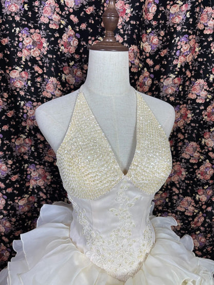 Attractive Halter Neck A-Line Bridal Dress Beads Handmade Flowers Appliques Sequins Wedding Dress AP3073