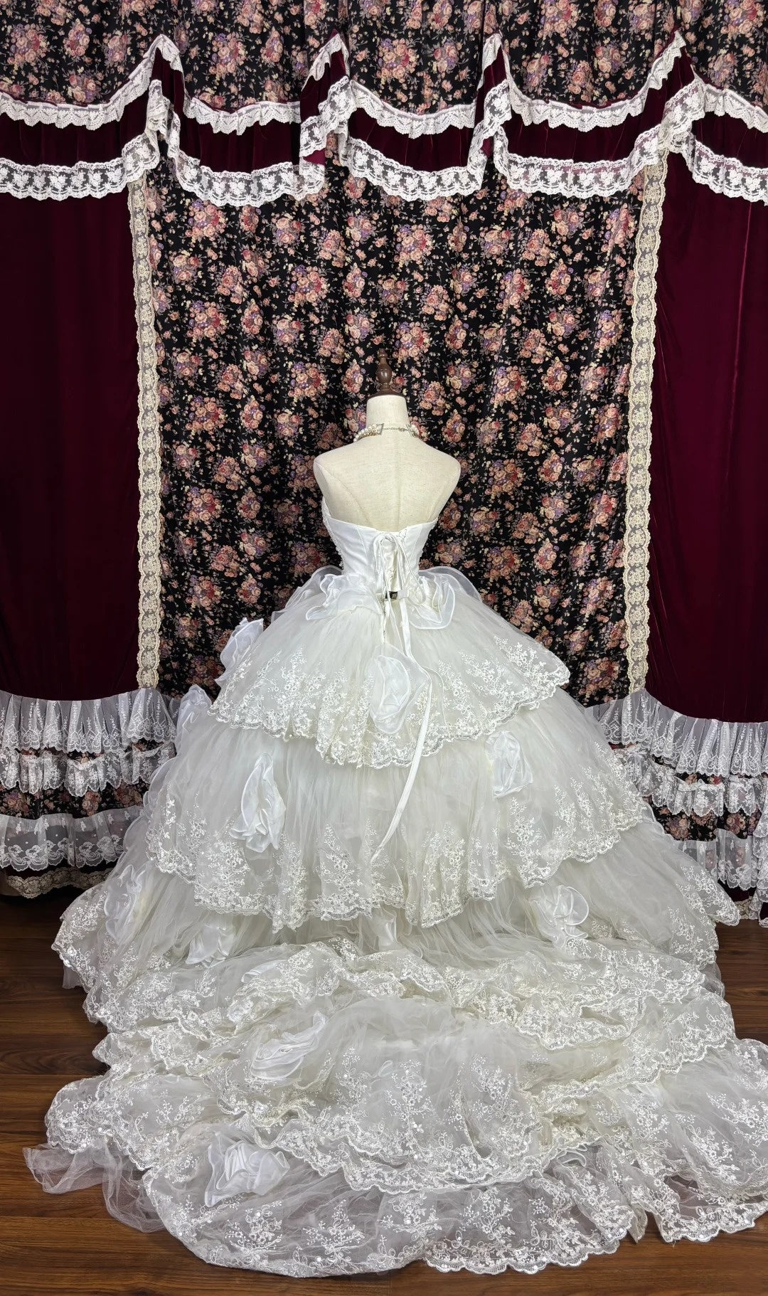 Pretty A-Line Strapless Bridal Gowns Handmade Flowers Rhinestones Beading Wedding Dress AP3077