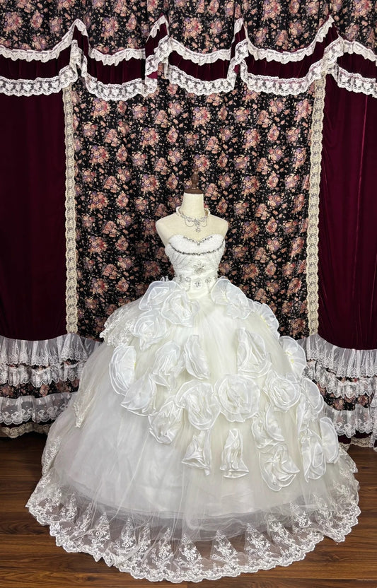 Pretty A-Line Strapless Bridal Gowns Handmade Flowers Rhinestones Beading Wedding Dress AP3077