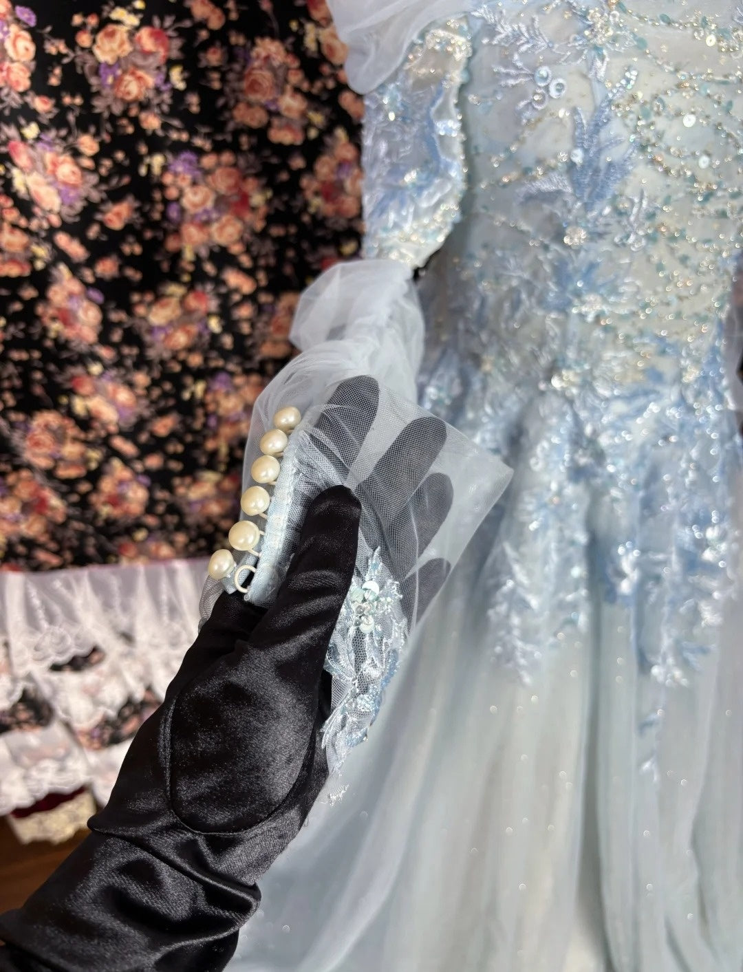 Maximalism Off-Shoulder A-Line Evening Gowns Long Sleeve Sequins Beads Embroidery Prom Dress AP3078