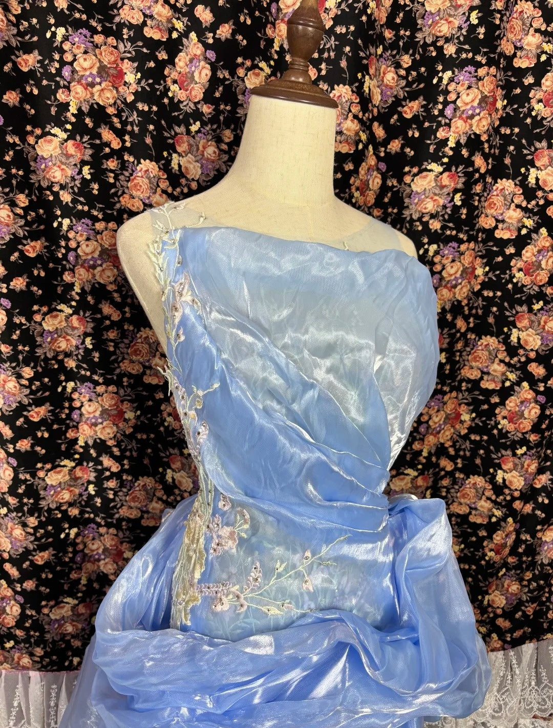 Delicate Illusion Neck Mermaid Evening Gowns Sequins Appliques Tulle Prom Dress AP3080