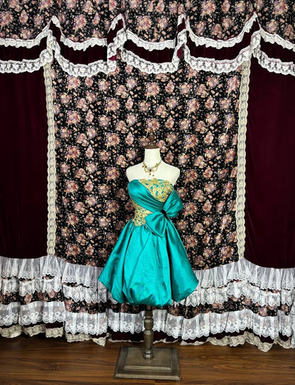 Vintage Strapless A-Line Birthday Gowns Sequins Beads Appliques Bow Homecoming Dress AP3081