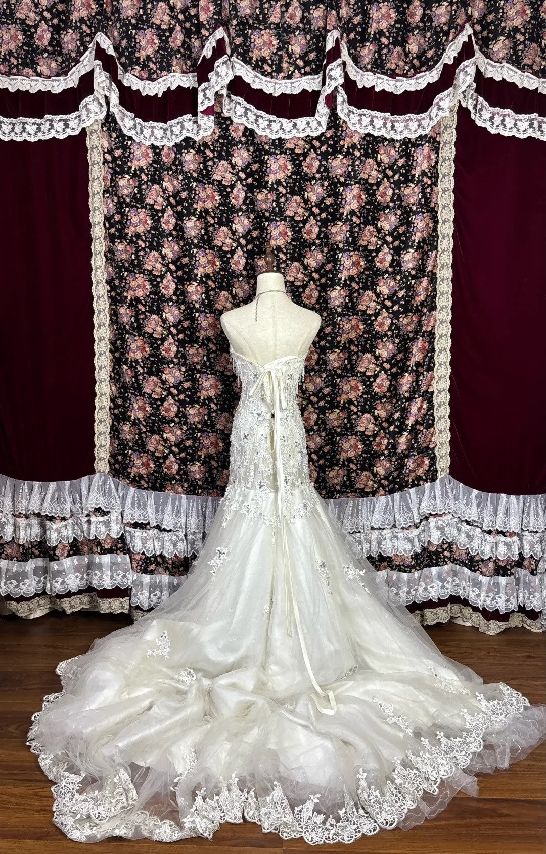 Fabulous Strapless Mermaid Bridal Gowns Rhinestones Appliques Sequins Beading Wedding Dress AP3086