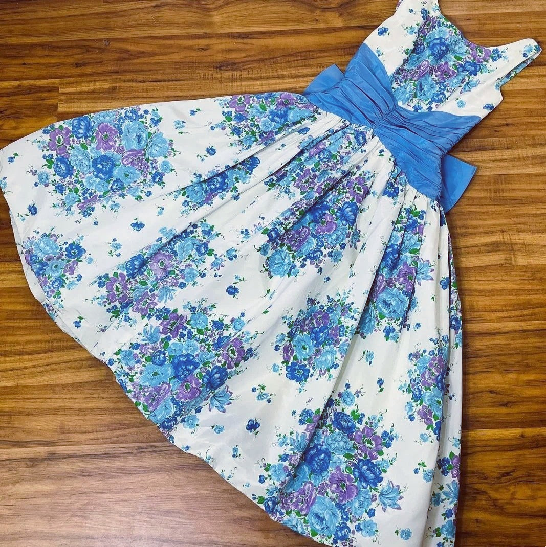 Floral Boat Neckline A-Line Birthday Gowns Bow Short Homecoming Dress AP3087