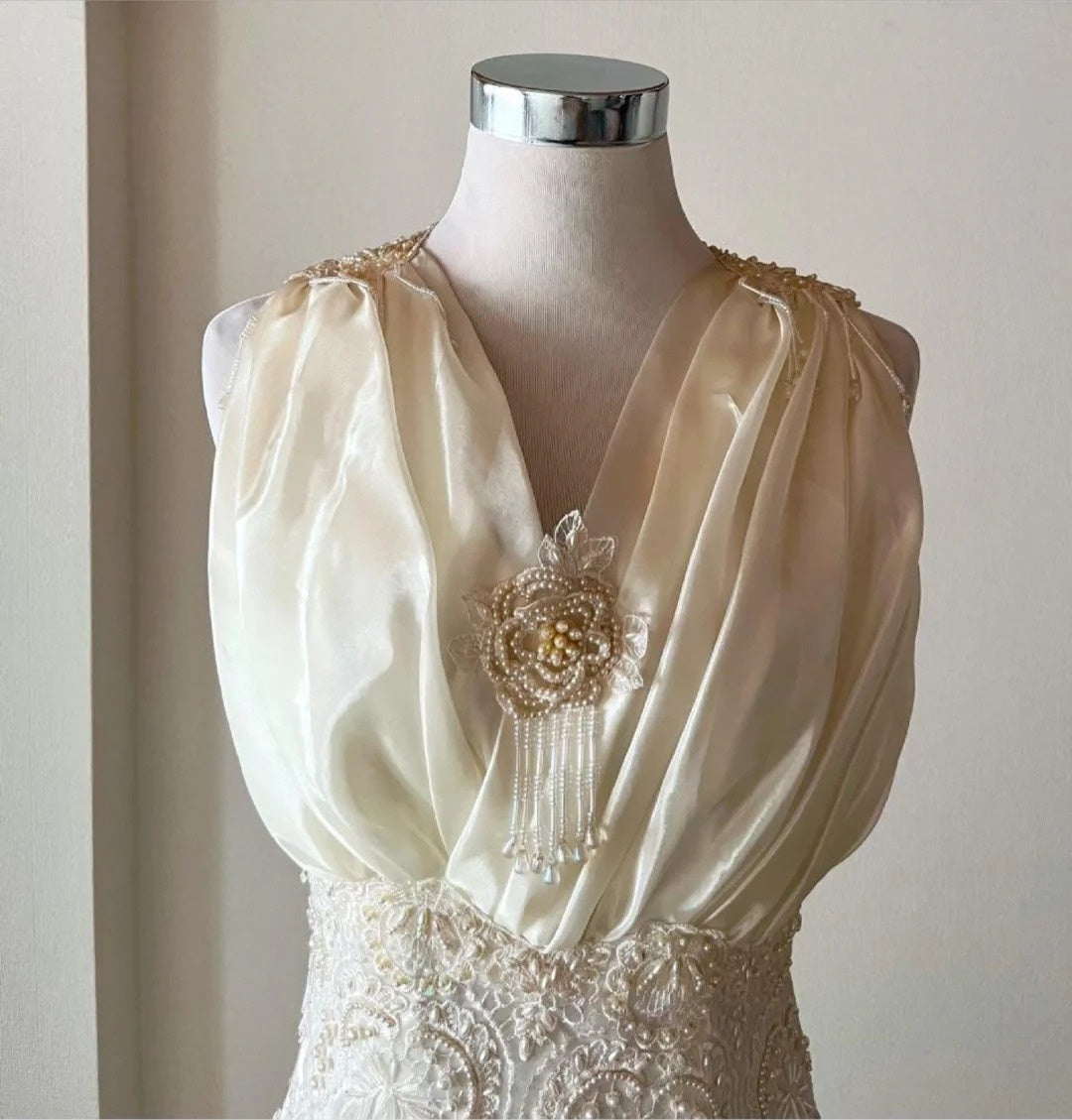 Classical V-Neck A-Line Pleated Sweet 16th Gowns Beads Appliques Pearls Prom Dress AP3093