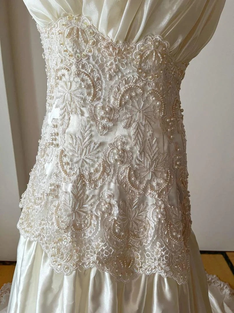 Classical V-Neck A-Line Pleated Sweet 16th Gowns Beads Appliques Pearls Prom Dress AP3093