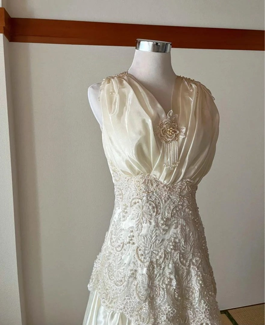 Classical V-Neck A-Line Pleated Sweet 16th Gowns Beads Appliques Pearls Prom Dress AP3093