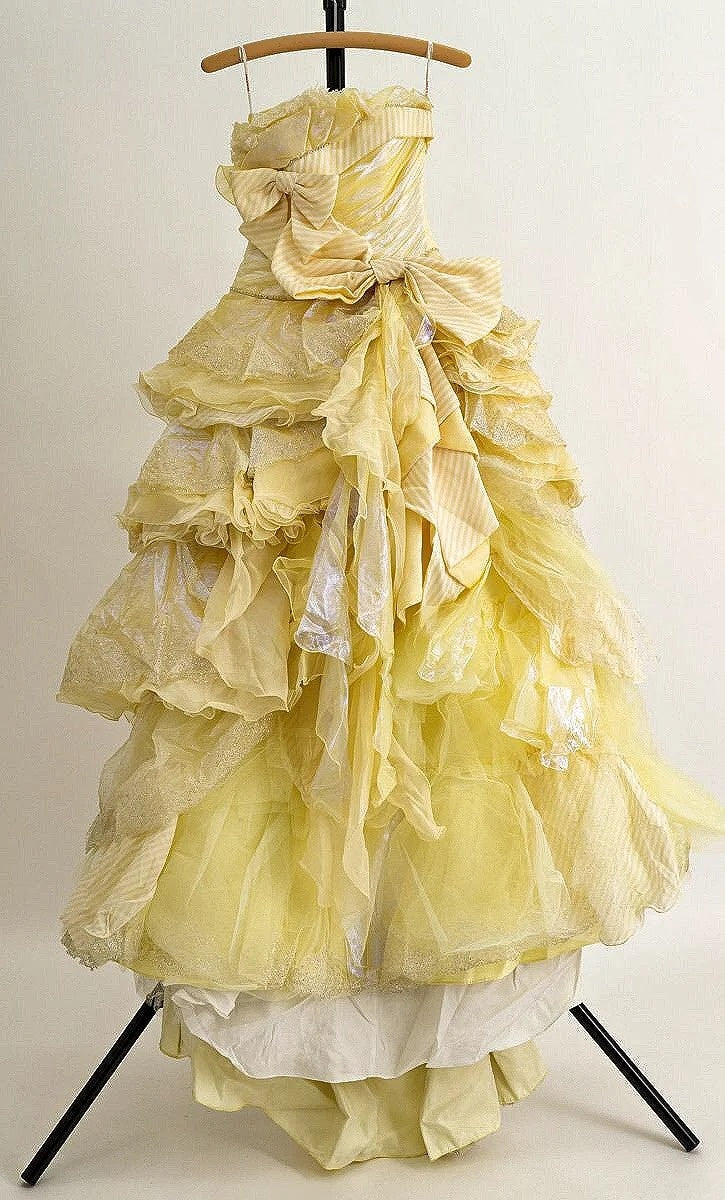 Fantastic Strapless A-Line Sweet 16th Gowns Bows Lace Sequins Ruffled Prom Dress AP3094