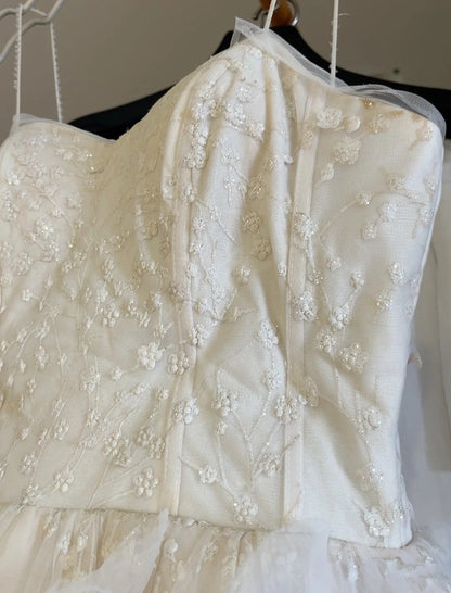 Adorable A-Line Spaghetti Strap Bridal Gowns Appliques Tulle Wedding Dress AP3115