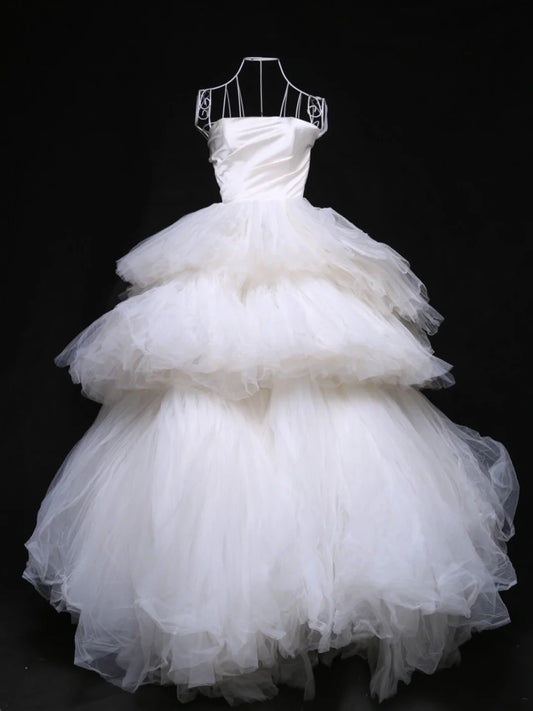 Minimalist A-Line Strapless Bridal Gowns Tiered Tulle White Wedding Dress AP3117