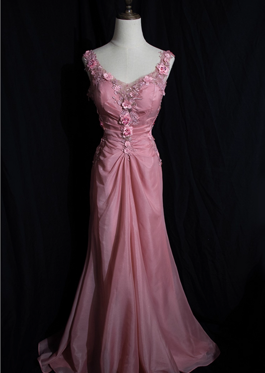 Fitted Sheath Spaghetti Strap Evening Gowns Appliques Beads Sequins Backless Prom Dress AP3123