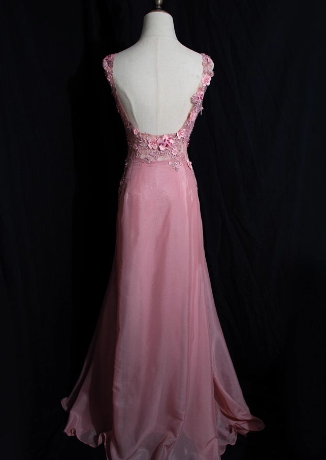 Fitted Sheath Spaghetti Strap Evening Gowns Appliques Beads Sequins Backless Prom Dress AP3123