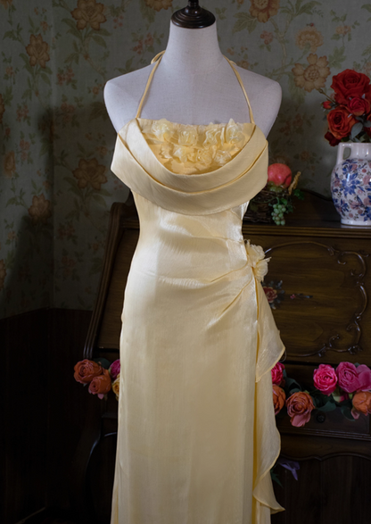 New Yellow Halter Neck Sheath Evening Gowns Handmade Flowers Beads Prom Dress AP3124