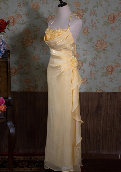 New Yellow Halter Neck Sheath Evening Gowns Handmade Flowers Beads Prom Dress AP3124