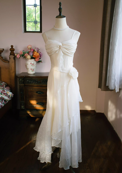 Glittering Spaghetti Strap Sheath Bridal Gowns Handmade Flowers Tulle Wedding Dress AP3129