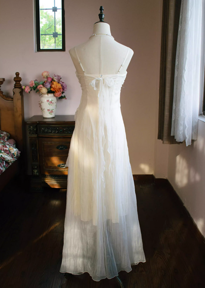 Glittering Spaghetti Strap Sheath Bridal Gowns Handmade Flowers Tulle Wedding Dress AP3129