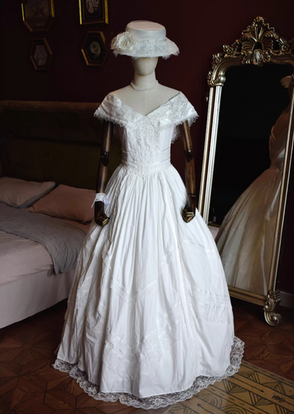 Modern A-Line Off-Shoulder Engagement Gowns Appliques Lace Wedding Dress AP3130