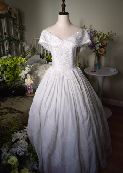 Modern A-Line Off-Shoulder Engagement Gowns Appliques Lace Wedding Dress AP3130