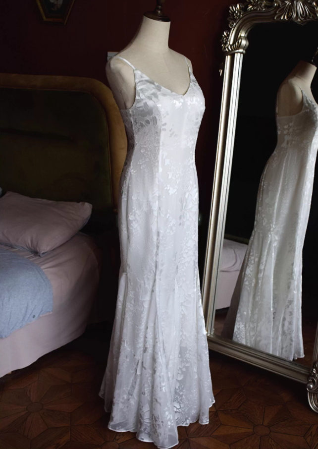 Princess Spaghetti Strap Mermaid Bridal Gowns Floral Texture Wedding Dress AP3131