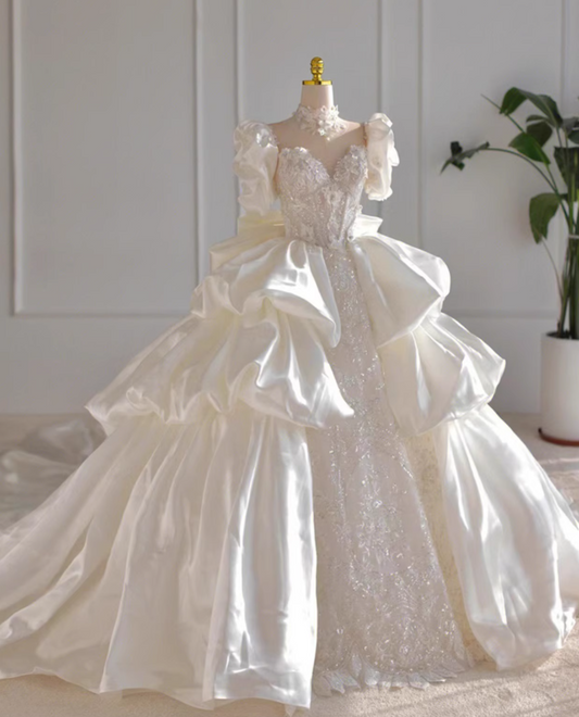 Graceful A-Line Illusion Neck Bridal Gowns Puffy Sleeve Beads Sequins Appliques Satin Wedding Dress AP3145