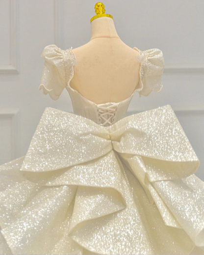 Sweet A-Line Sweetheart Neck Bridal Gowns Beads Crystals Bows Short Sleeve Wedding Dress AP3149