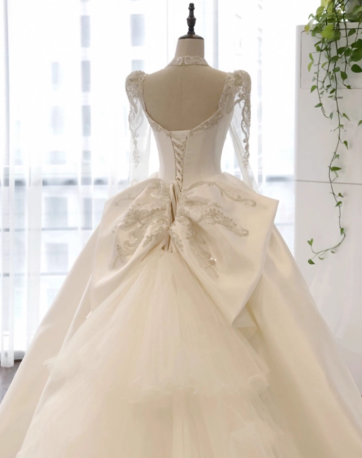Artistic A-Line Sweetheart Neck Bridal Gowns Long Sleeve Beading Bow Sequins Satin Wedding Dress AP3152