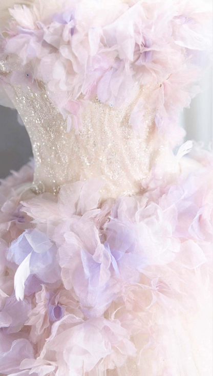 Dramatic Strapless A-Line Long Formal Dresses Sequins Appliques Tulle Prom Dress AP3160