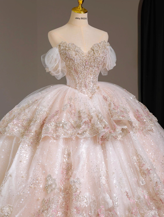 Unique Off Shoulder A-Line Tiered Long Sweet 16th Dresses Appliques Sequins Beading Tulle Prom Dress AP3163