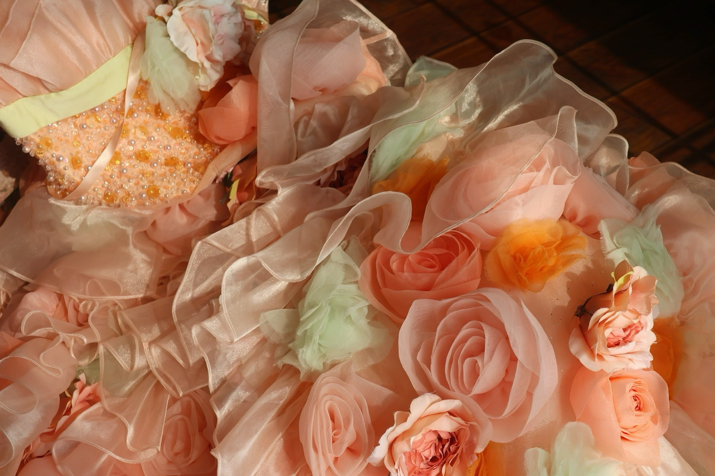 Adorable Strapless A-Line Long Sweet 16th Gowns Sequins Beading Handmade Flowers Prom Dress AP3169