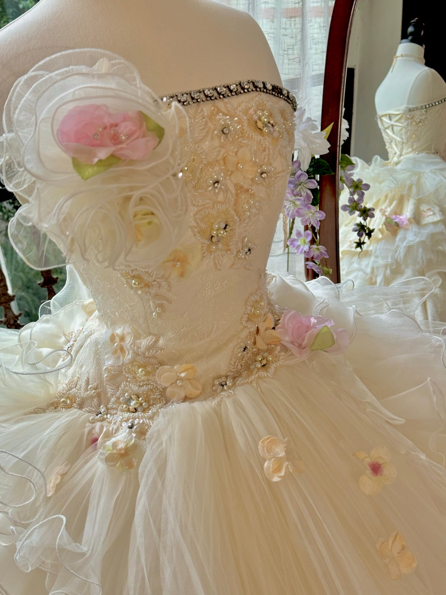 Stylish A-Line Strapless Sweet 16th Gowns Beading Appliques Sequins Prom Dress AP3172