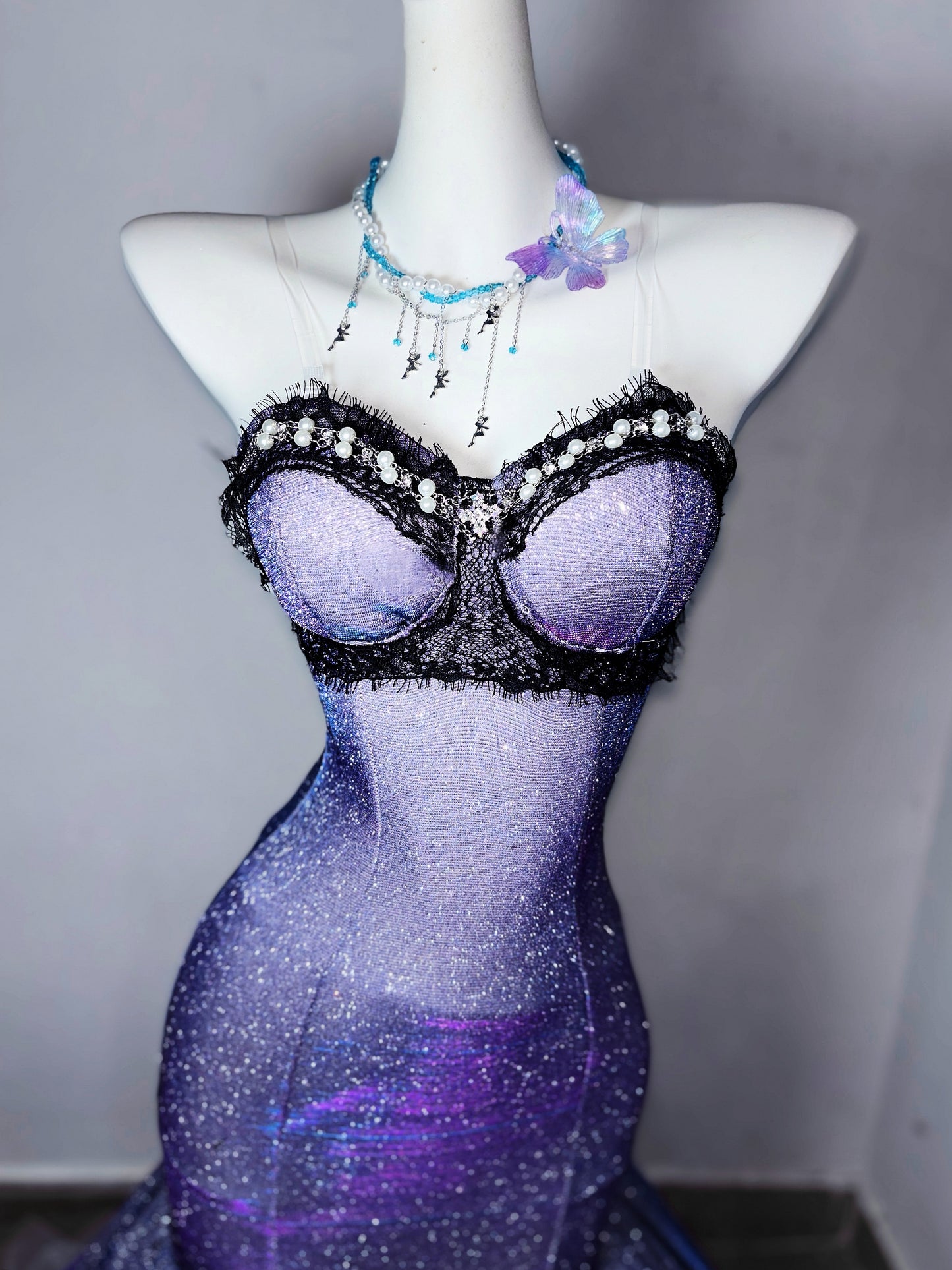 Pretty Strapless Mermaid Evening Gowns Lace Sequins Beads Prom Dress AP3184