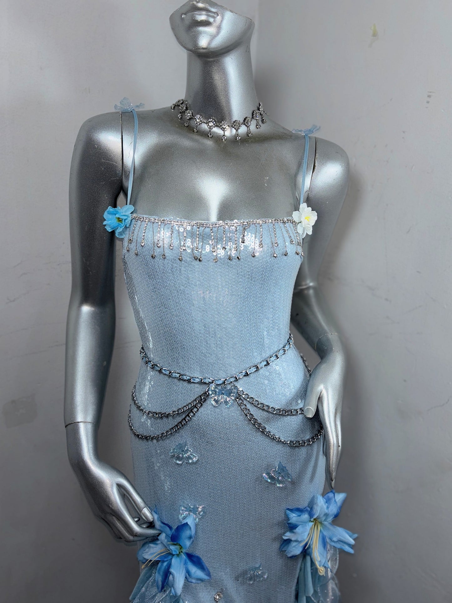 Maximalism Sheath Spaghetti Strap Evening Dress With Slit Sequins Beading Handmade Flowers Ruffles Prom Dress AP3186