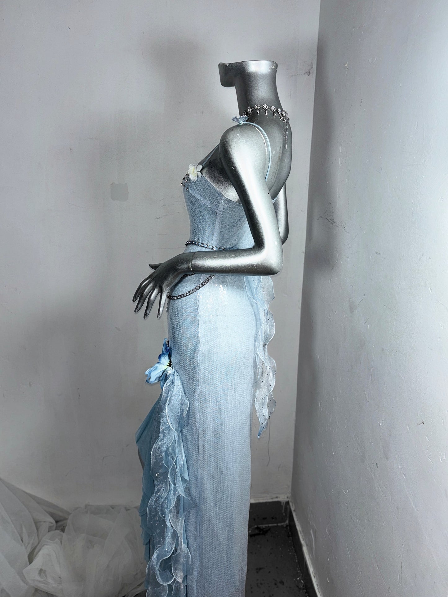 Maximalism Sheath Spaghetti Strap Evening Dress With Slit Sequins Beading Handmade Flowers Ruffles Prom Dress AP3186