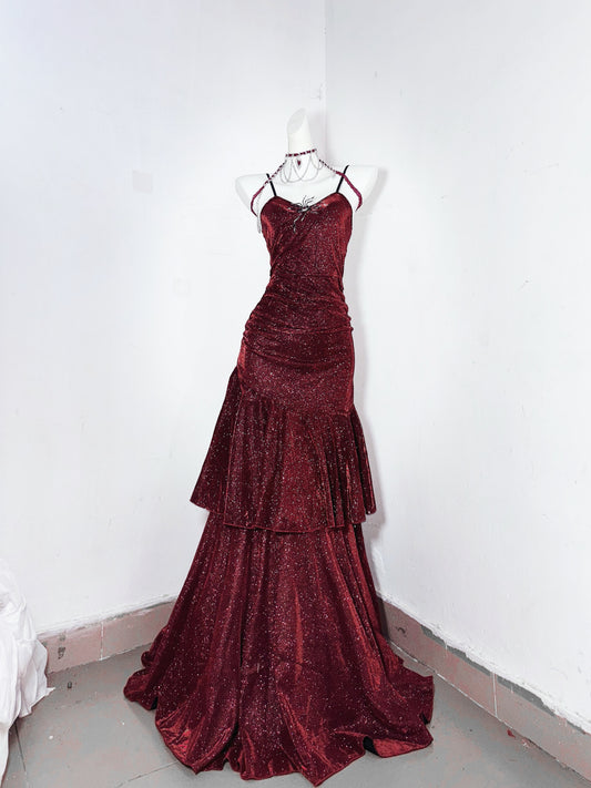 Delicate Mermiad Spaghetti Strap Evening Dress Sequins Tiered Red Prom Dress AP3189