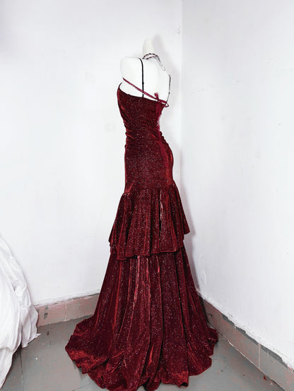 Delicate Mermiad Spaghetti Strap Evening Dress Sequins Tiered Red Prom Dress AP3189