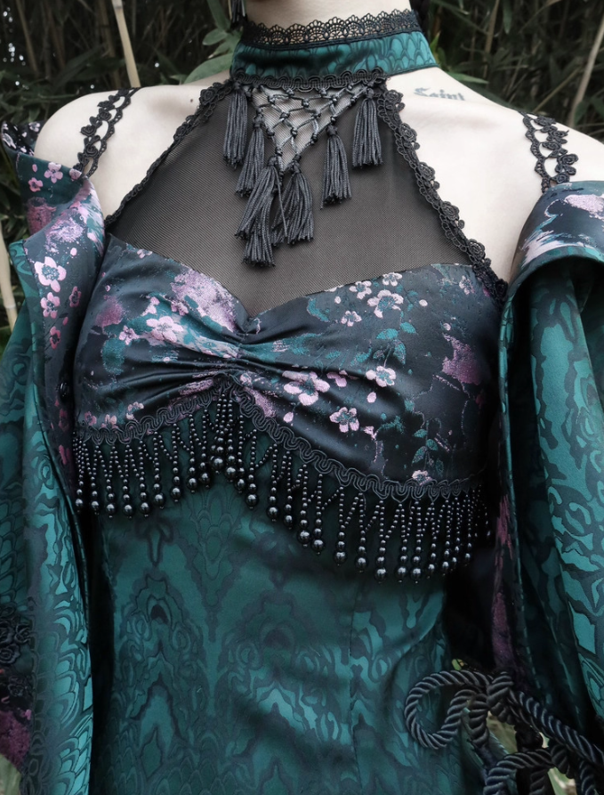 Novelty Halter Neck Sheath Evening Dress Jacquard Tassel Belt Slit Prom Dress AP3212