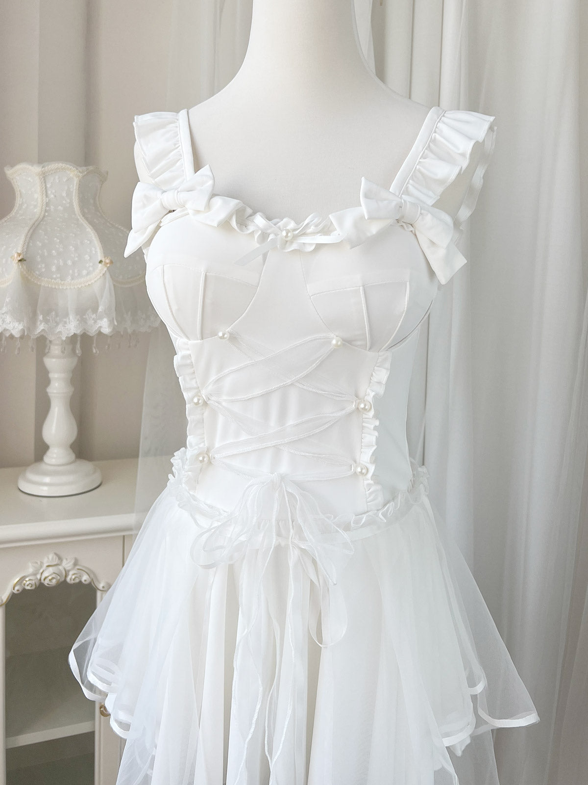 Princess Square Neck A-Line Birthday Gowns Pearls Bows White Tulle Homecoming Dress AP3236