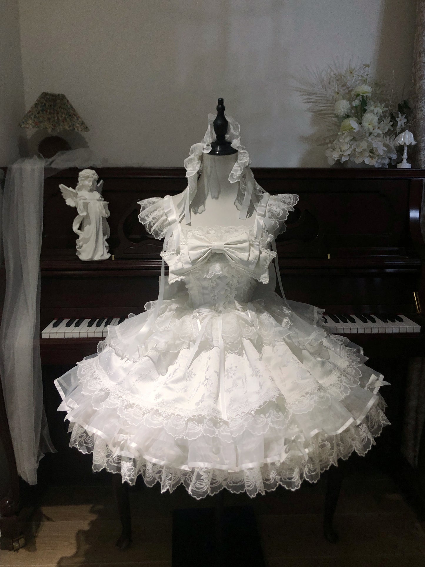 Gen Z Style Spaghetti Straps A-Line Tiered Birthday Dress Bows Jacquard Lace White Homecoming Dress AP3242