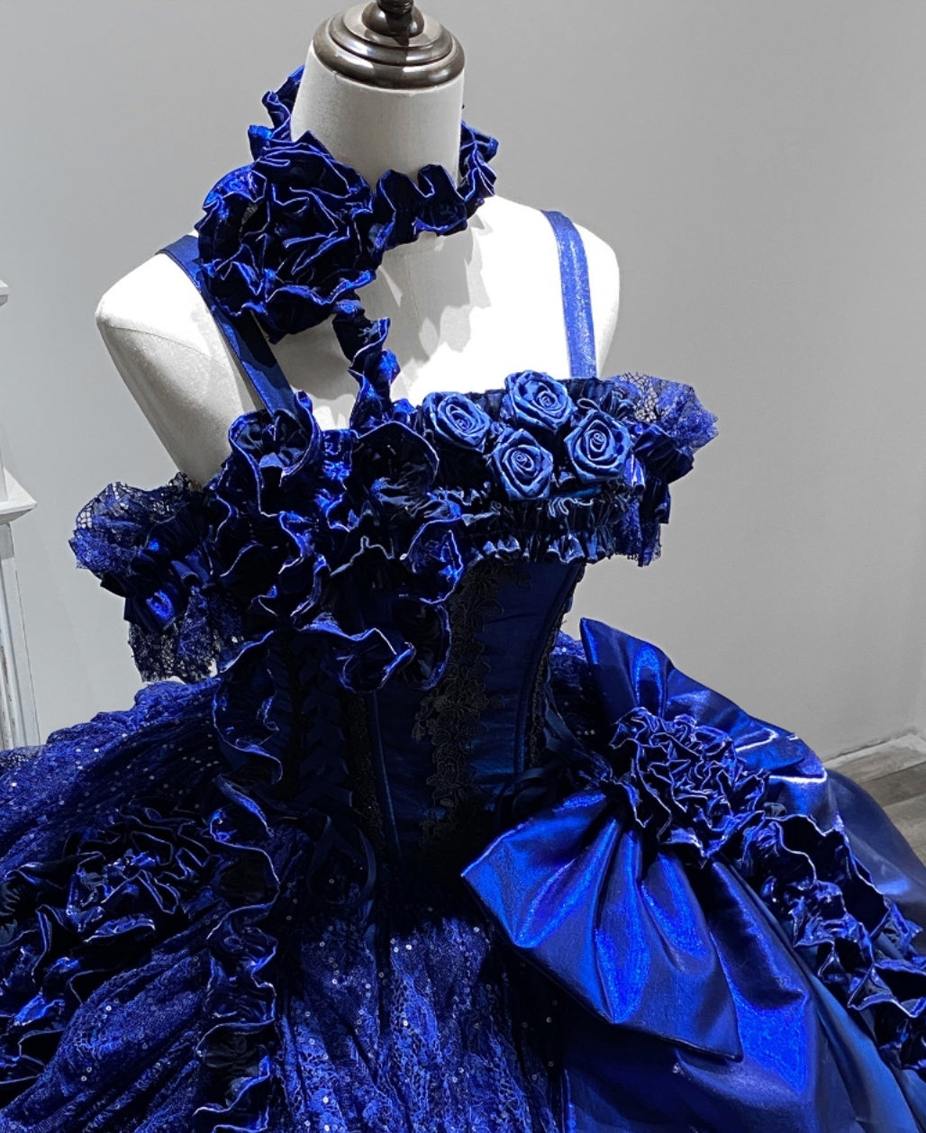 Fabulous Off-Shoulder A-Line Evening Gowns Handmade Flowers Sequins Bows Prom Dress AP3248