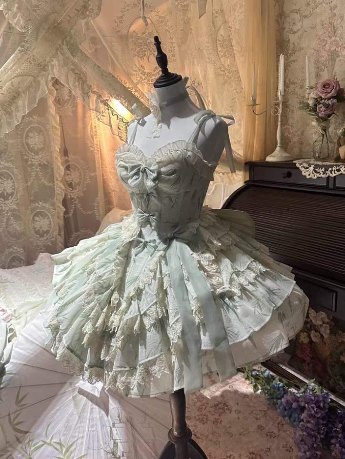 Cute A-Line Spaghetti Straps Birthday Dress Handmade Flowers Lace Bows Tiered Homecoming Dress AP3256