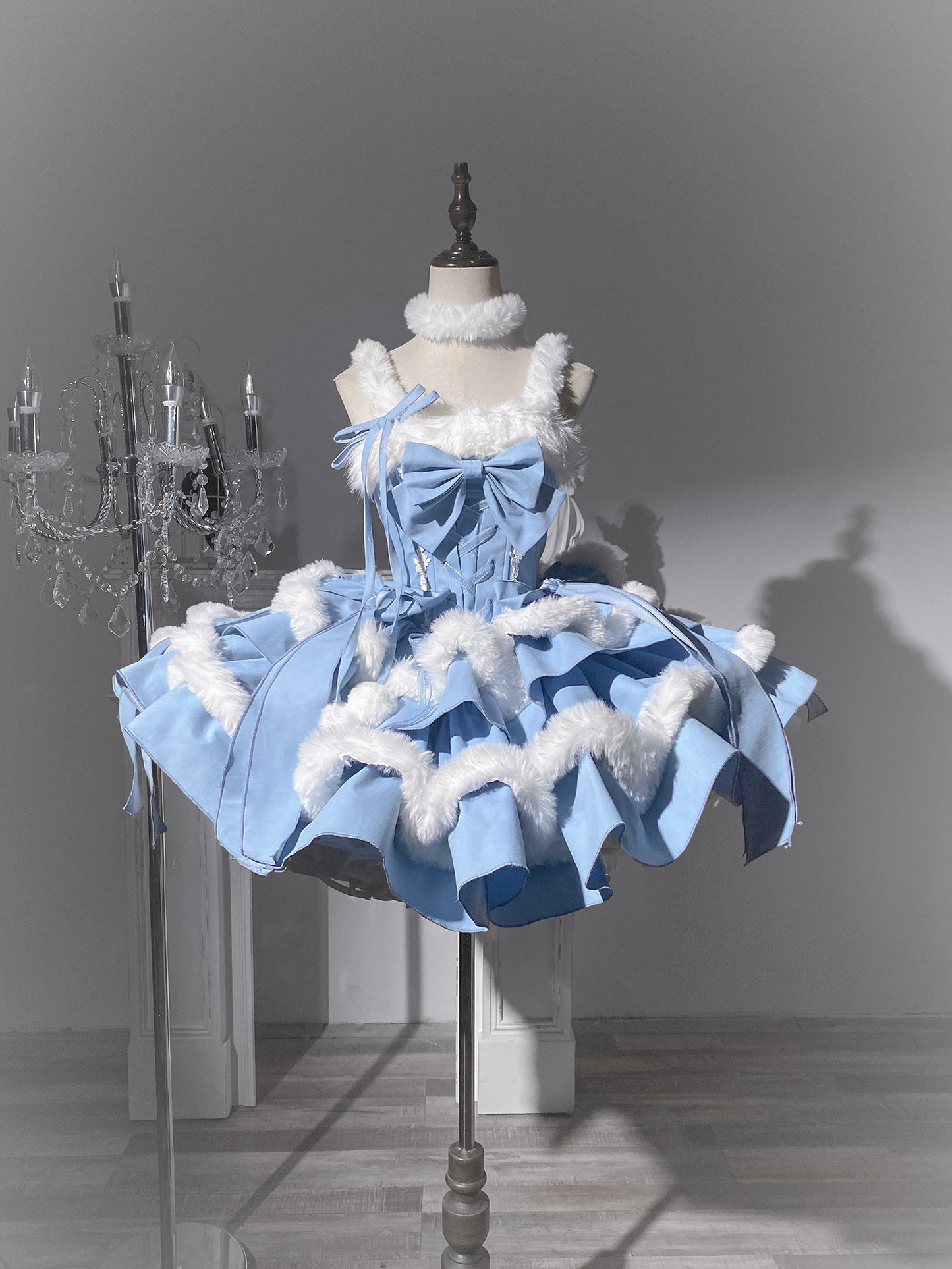 Gorgeous A-Line Spaghetti Straps Birthday Dress Bows Fur Appliques Homecoming Dress AP3263
