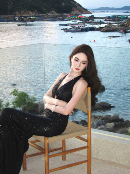 Charming Vocation Outfit V-Neck Sheath Maxi Dress Backless Black Sequins Cutout Halter Long Dress AP3283