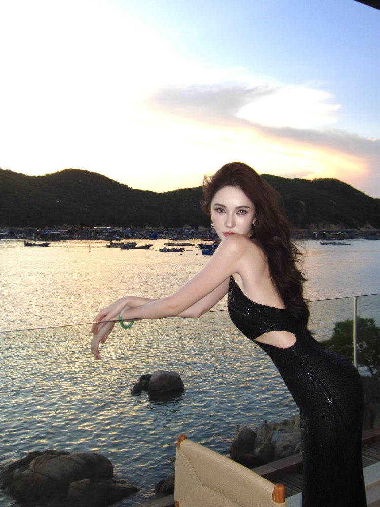 Charming Vocation Outfit V-Neck Sheath Maxi Dress Backless Black Sequins Cutout Halter Long Dress AP3283