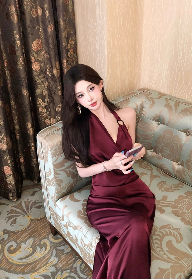 New Arrival V-Neck Sheen Fabric Sheath Maxi Dress Charming Slit Backless Halter Long Dress AP3286