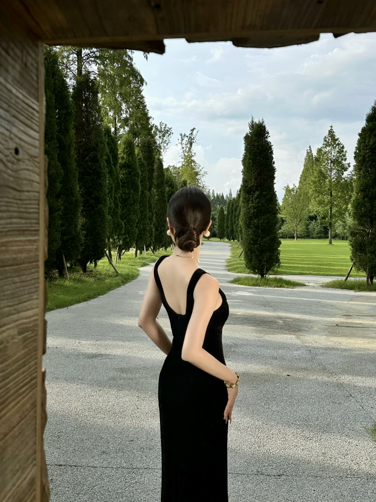 Simple Sheath Spaghetti Strap Formal Maxi Dress Sexy Black Velvet Long Dress AP3295