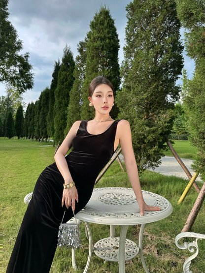 Simple Sheath Spaghetti Strap Formal Maxi Dress Sexy Black Velvet Long Dress AP3295